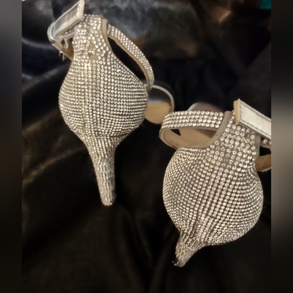 Women's Rhinestone Heels - Picture 4 of 4